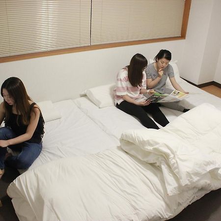 Mezame Hostel Nagasaki Buitenkant foto